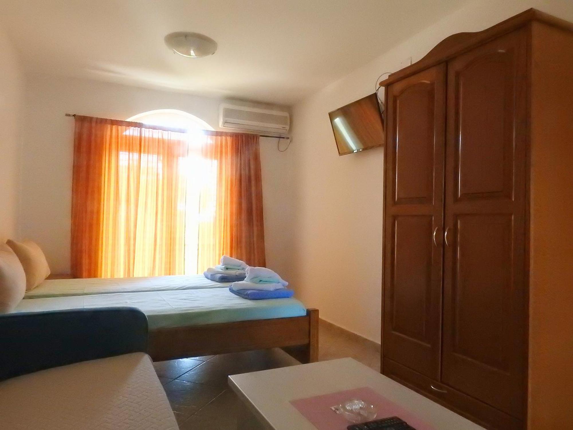 Luna Apartments 부드바 객실 사진